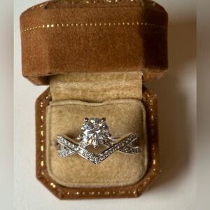 Certified VVS1 1 CT Sterling Silver Moissanite Ring size 6,7,8